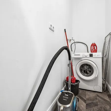 Infinity Kaiser Wilhelm Bruecke Wilhelmshaven