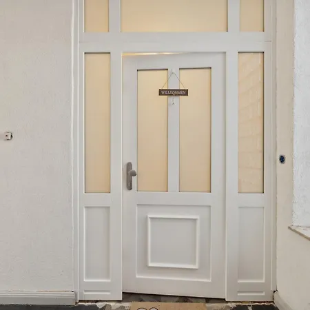 Infinity Kaiser Wilhelm Bruecke *