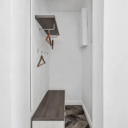 Infinity Kaiser Wilhelm Bruecke