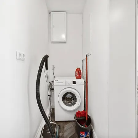 Infinity Kaiser Wilhelm Bruecke