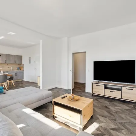 Infinity Kaiser Wilhelm Bruecke Wilhelmshaven